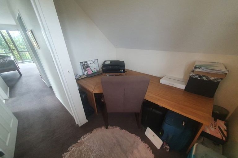 Photo of property in 18 Grimseys Road, Redwood, Christchurch, 8051