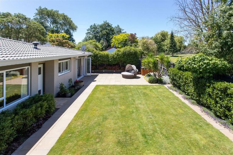Photo of property in 34 Rembrandt Place, Burnside, Christchurch, 8053