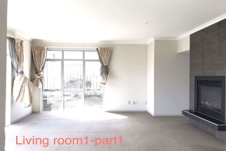 Photo of property in 11 Mana Lane, Pinehill, Auckland, 0632