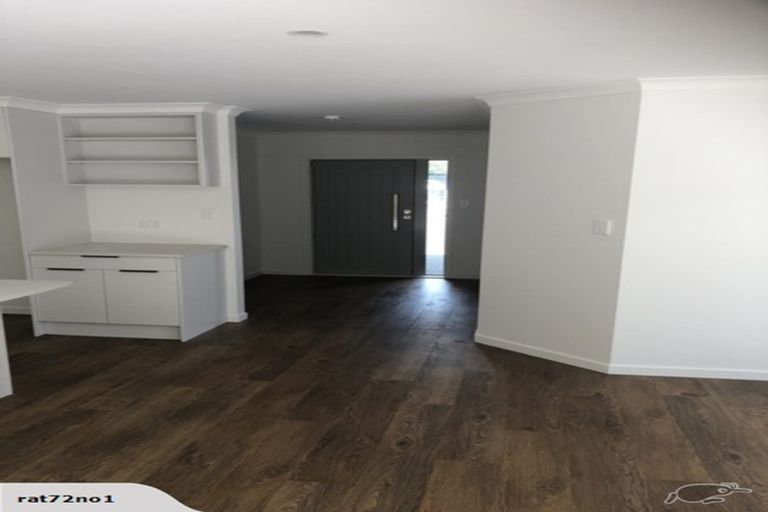 Photo of property in 25 Freedom Drive, Kelvin Grove, Palmerston North, 4414