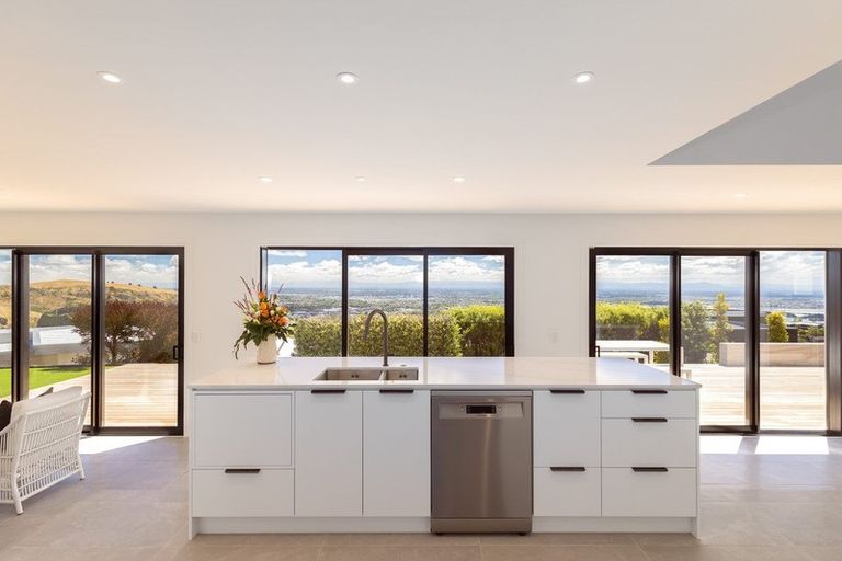 Photo of property in 280 Major Hornbrook Road, Mount Pleasant, Christchurch, 8081