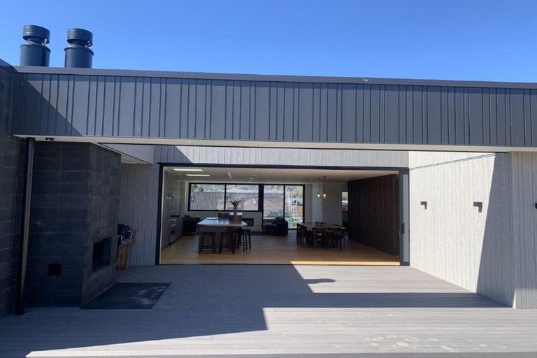 Photo of property in 27 Rubus Street, Wanaka, 9382