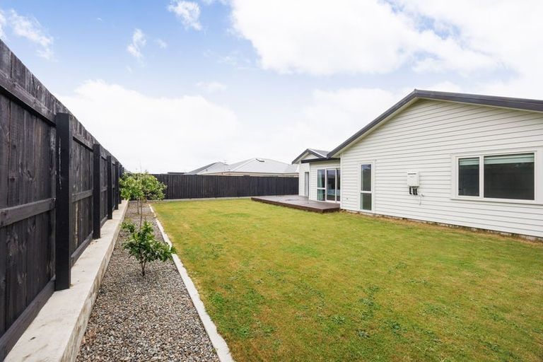Photo of property in 72 Freedom Drive, Kelvin Grove, Palmerston North, 4414