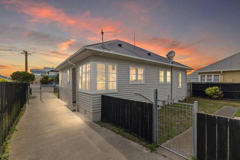 Photo of property in 22 Oram Avenue, New Brighton, Christchurch, 8061