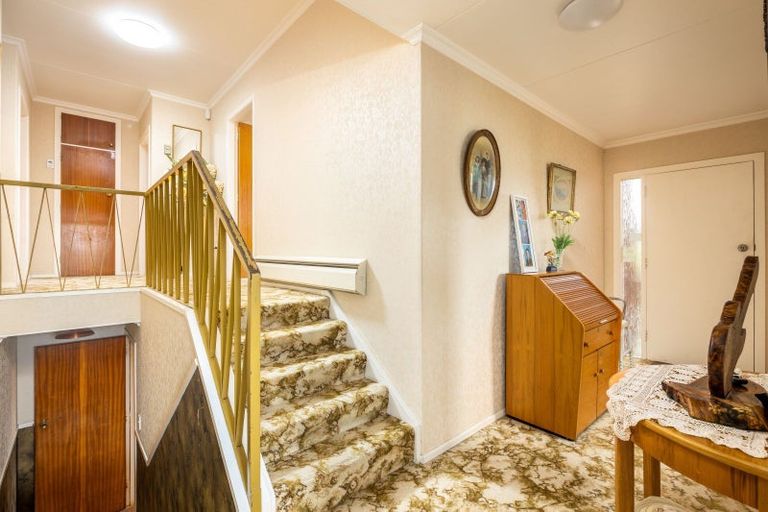 Photo of property in 42 Park Lane, Waitara, 4320