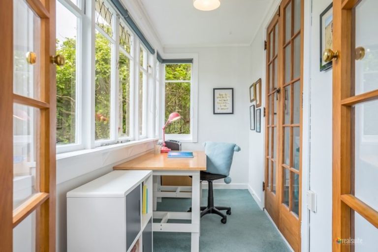 Photo of property in 20 Boulcott Street, Boulcott, Lower Hutt, 5010