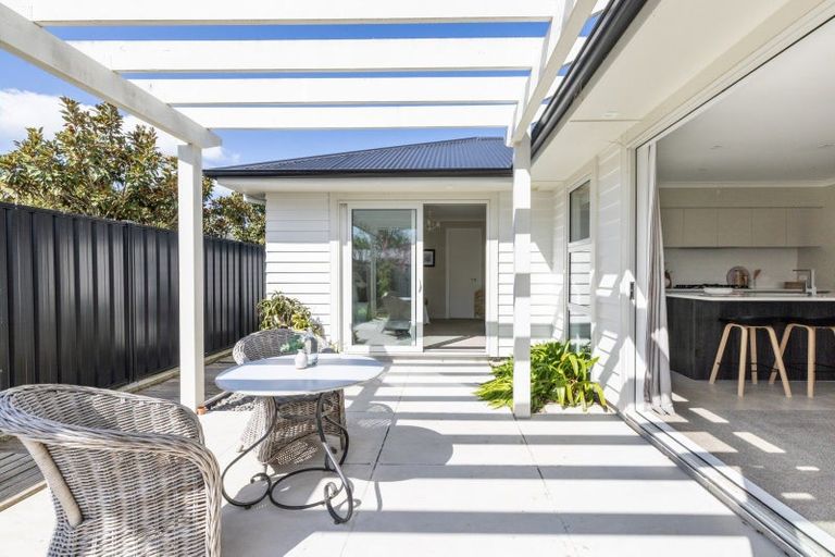 Photo of property in 11 Margaret Avenue, Havelock North, 4130