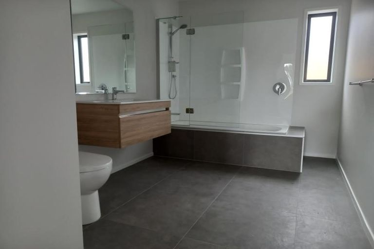 Photo of property in 2 Fox Street, Okato, 4335