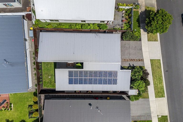 Photo of property in 18 Saint Pauls Drive, Brookfield, Tauranga, 3110