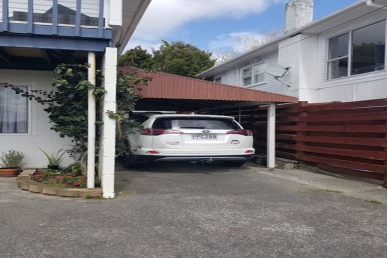 Photo of property in 1/4 Acacia Road, Torbay, Auckland, 0632