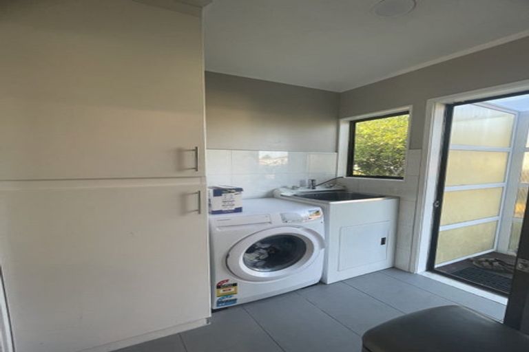 Photo of property in 36 Penion Drive, Flat Bush, Auckland, 2023