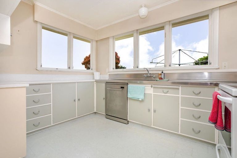 Photo of property in 4 Drummond Street, Dannevirke, 4930