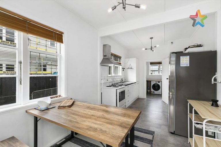 Photo of property in 51 Compton Crescent, Taita, Lower Hutt, 5011