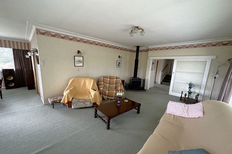 Photo of property in 27 Benalder Crescent, Tokoroa, 3420