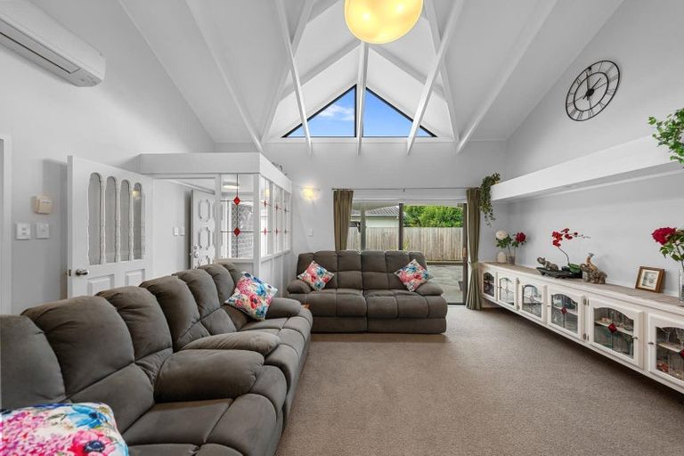 Photo of property in 1/12 Koromiko Street, New Lynn, Auckland, 0600
