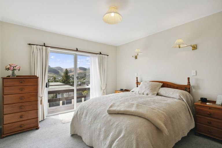 Photo of property in 56 Fyvie Avenue, Tawa, Wellington, 5028