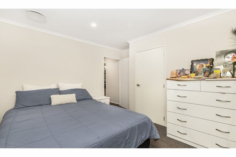 Photo of property in 13 Sunnyside Crescent, Papatoetoe, Auckland, 2025