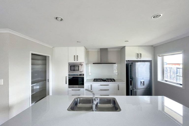 Photo of property in 12 Rigg Place, Flagstaff, Hamilton, 3210