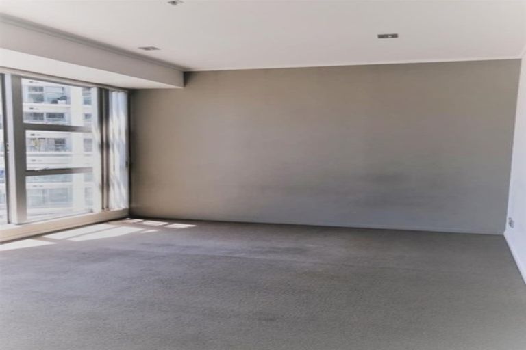 Photo of property in The Volt Apartments, 902/430 Queen Street, Auckland Central, Auckland, 1010