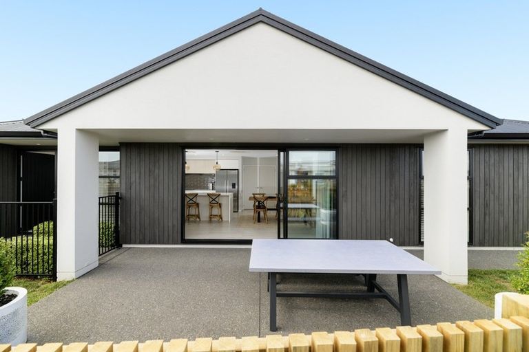 Photo of property in 2 Te Ataiti Lane, Pyes Pa, Tauranga, 3112