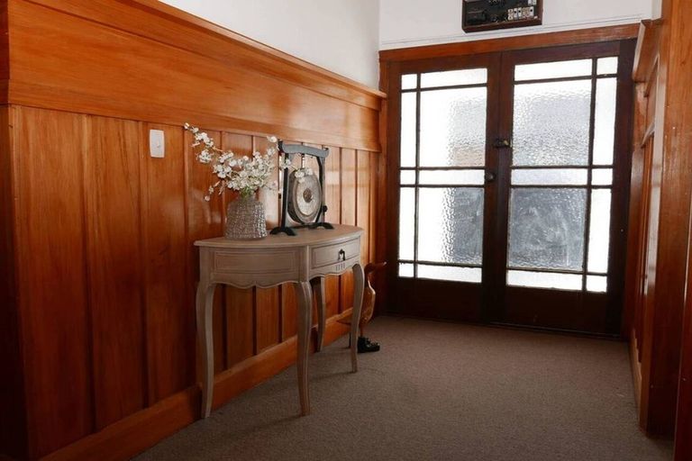 Photo of property in 8 Freyberg Avenue, Riccarton, Christchurch, 8011