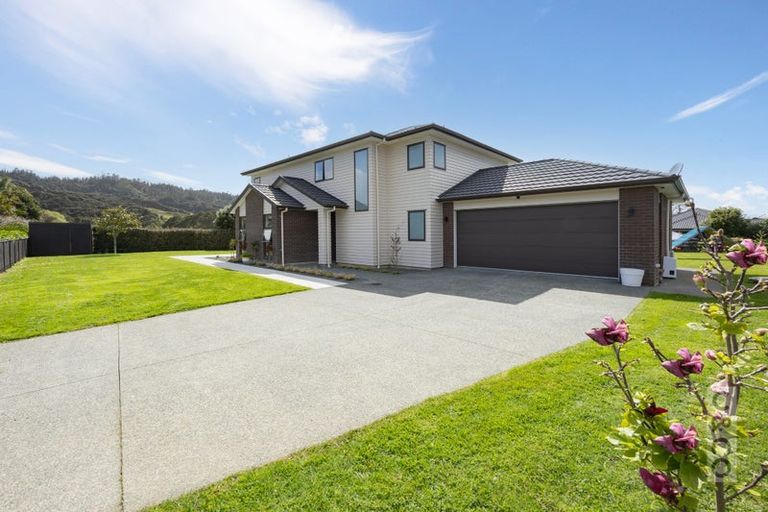 Photo of property in 30 Robert Might Road, Huapai, Kumeu, 0810