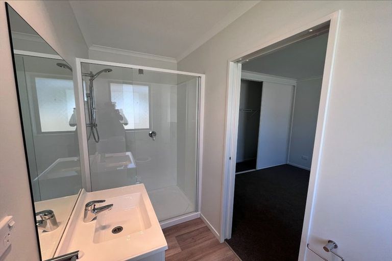 Photo of property in 43 Beeston Crescent, Manurewa, Auckland, 2102