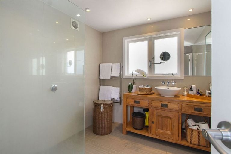 Photo of property in 75a Torkar Road, Clarks Beach, 2122