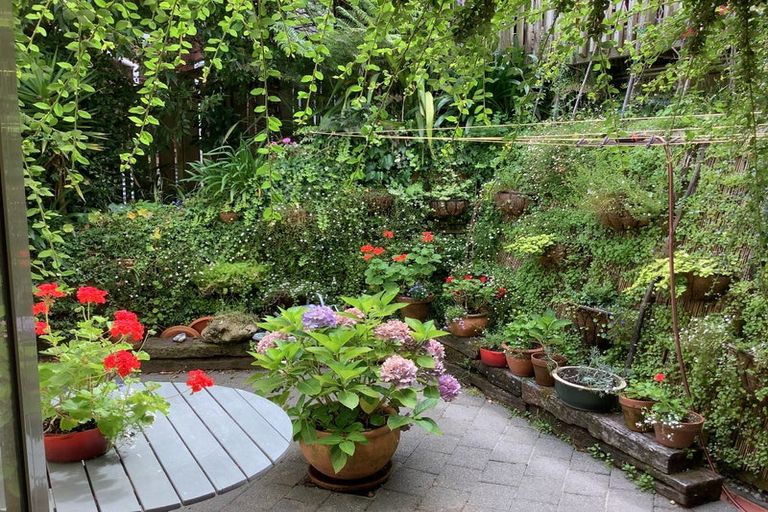 Photo of property in 37 Tyndall Street, Waiwhetu, Lower Hutt, 5010