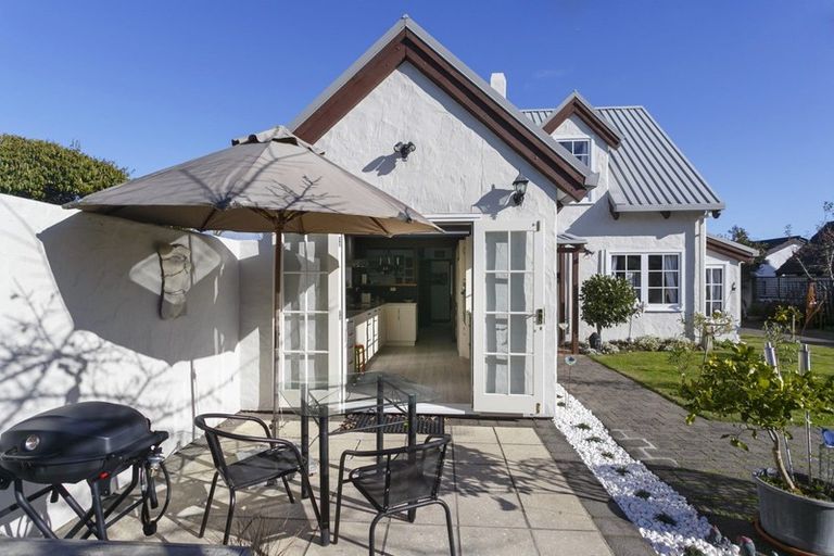 Photo of property in 61 Chesham Avenue, Waipahihi, Taupo, 3330