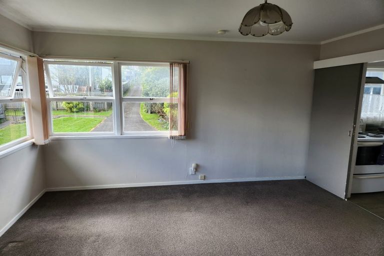 Photo of property in 3/6 Elliott Avenue, Bayview, Auckland, 0629