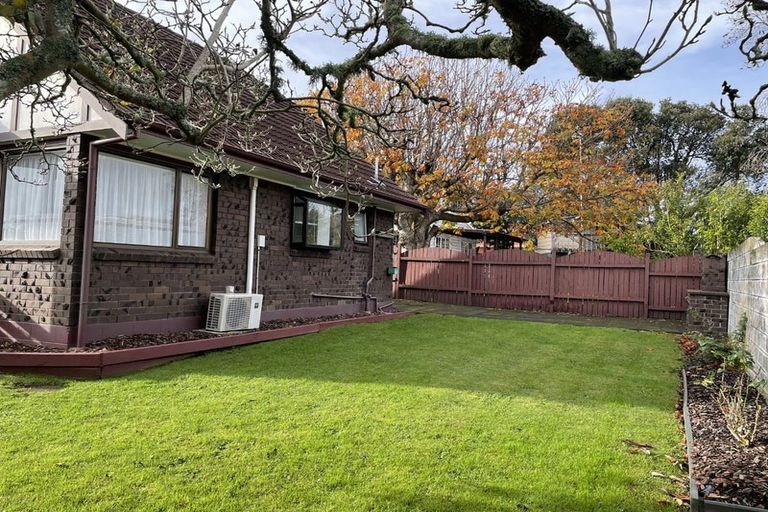 Photo of property in 2/26 Cherry Road, Bucklands Beach, Auckland, 2014