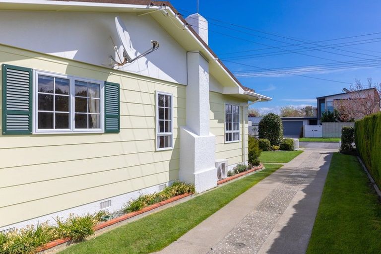 Photo of property in 82 Mclauchlan Street, Springlands, Blenheim, 7201
