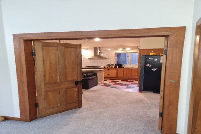 Photo of property in 27 Parrs Road, Hurworth, New Plymouth, 4371