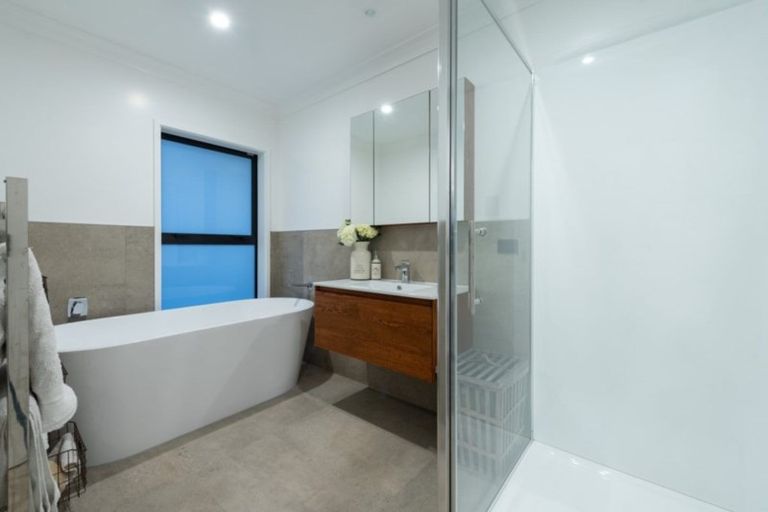 Photo of property in 82 Maungawhare Place, Otumoetai, Tauranga, 3110