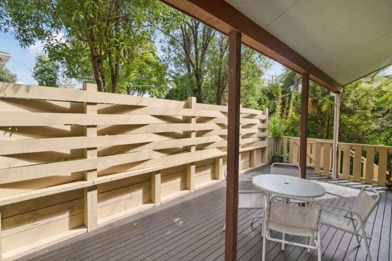 Photo of property in 48b Harmel Road, Glendene, Auckland, 0602