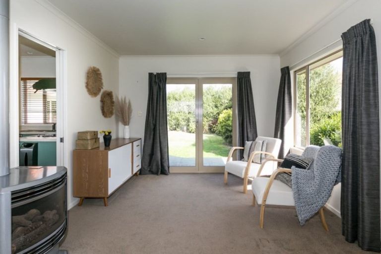 Photo of property in 28 Russell Robertson Drive, Havelock North, 4130