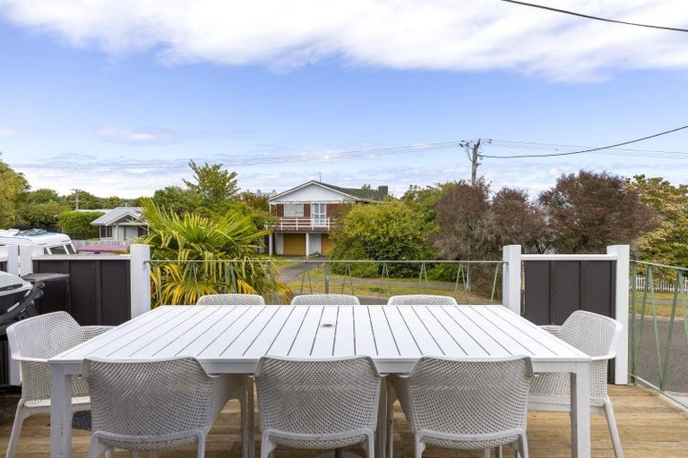 Photo of property in 14a Weka Road, Waipahihi, Taupo, 3330