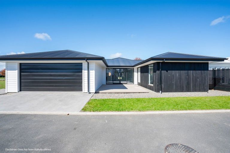 Photo of property in 16 Maison Way, Rangatira Park, Taupo, 3330