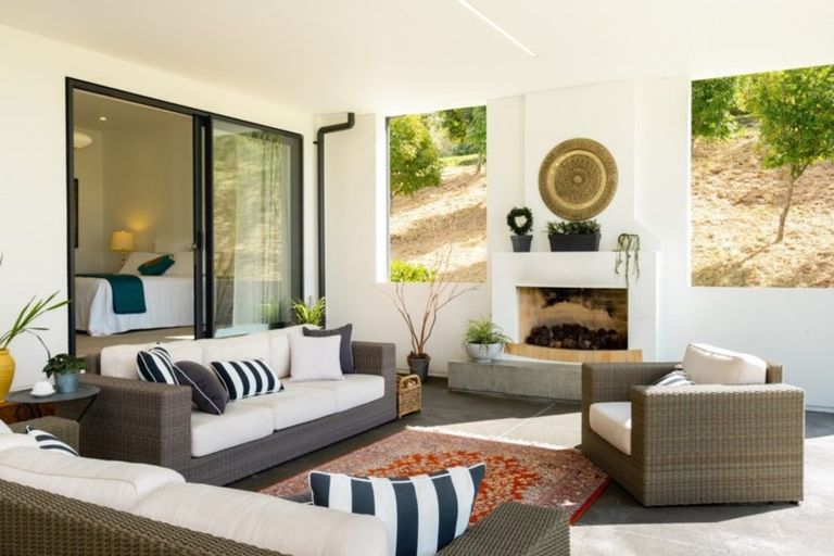 Photo of property in 71 Matangi Road, Tuki Tuki, Havelock North, 4294