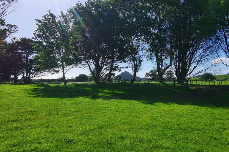 Photo of property in 1852 Pataua Road North, Pataua North, Whangarei, 0175