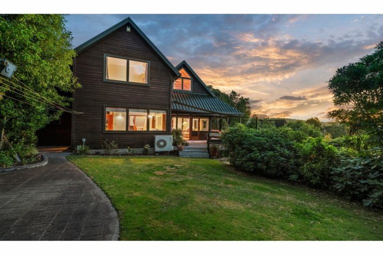 Photo of property in 42 Bengal Drive, Cashmere, Christchurch, 8022