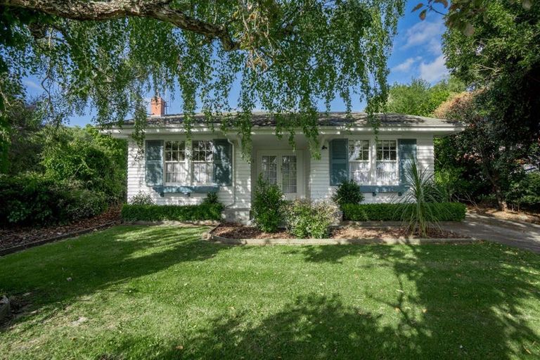 Photo of property in 177 Fitzherbert Avenue, West End, Palmerston North, 4410