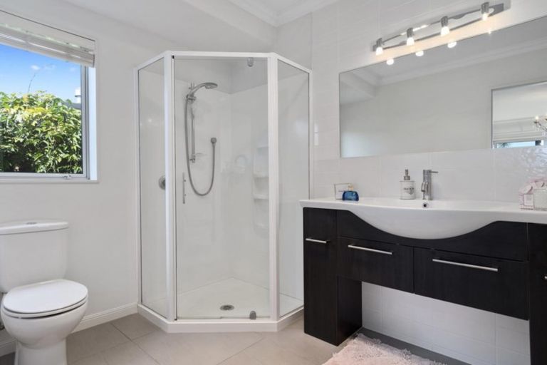 Photo of property in 14 Dayna Avenue, Ohauiti, Tauranga, 3112