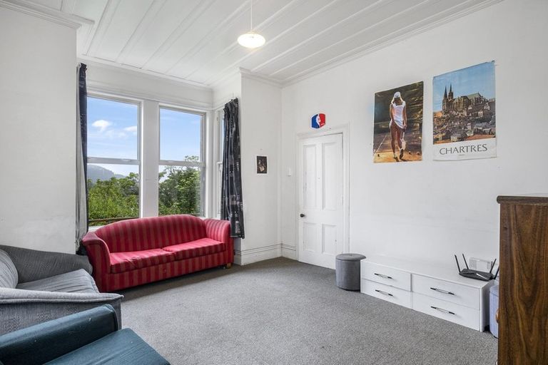 Photo of property in 143 Queen Street, North Dunedin, Dunedin, 9016