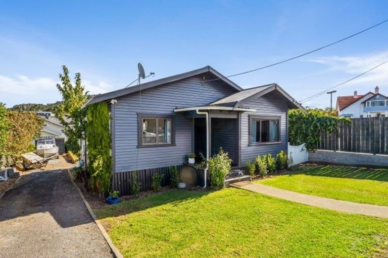 Photo of property in 29 Manse Street, Regent, Whangarei, 0112