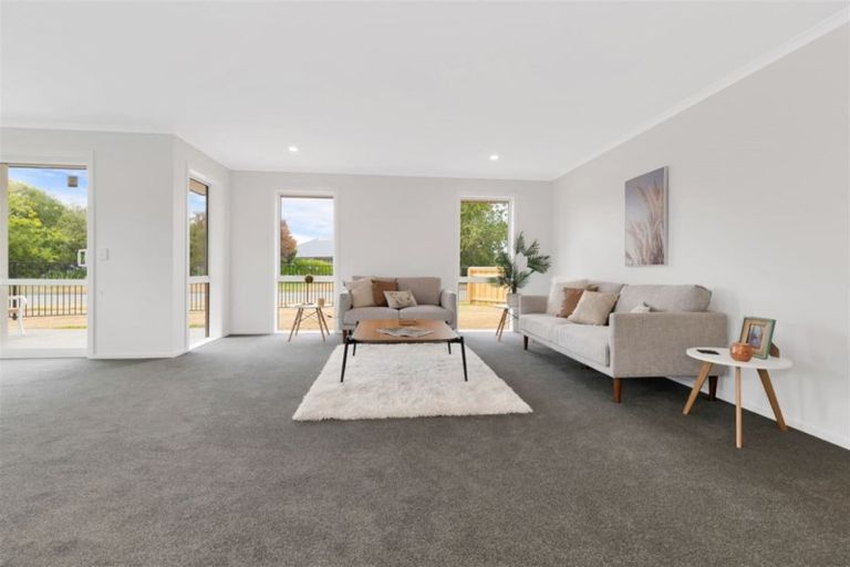 Photo of property in 1a Clifford Place, Amberley, 7410