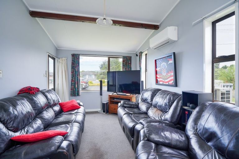 Photo of property in 1-12/71 Main Street, Mataura, 9712