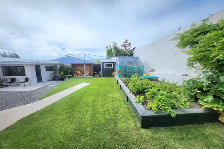 Photo of property in 71 Stuart Street, Holmes Hill, Oamaru, 9401