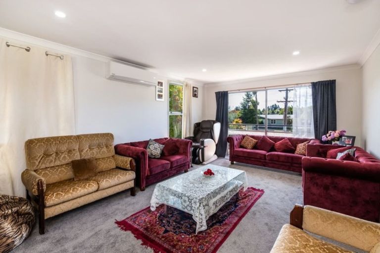 Photo of property in 15 Kotare Street, Hilltop, Taupo, 3330